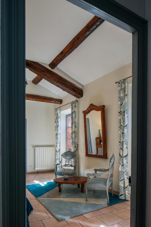 Le 37 Malaucene Bed and Breakfast Habitación foto
